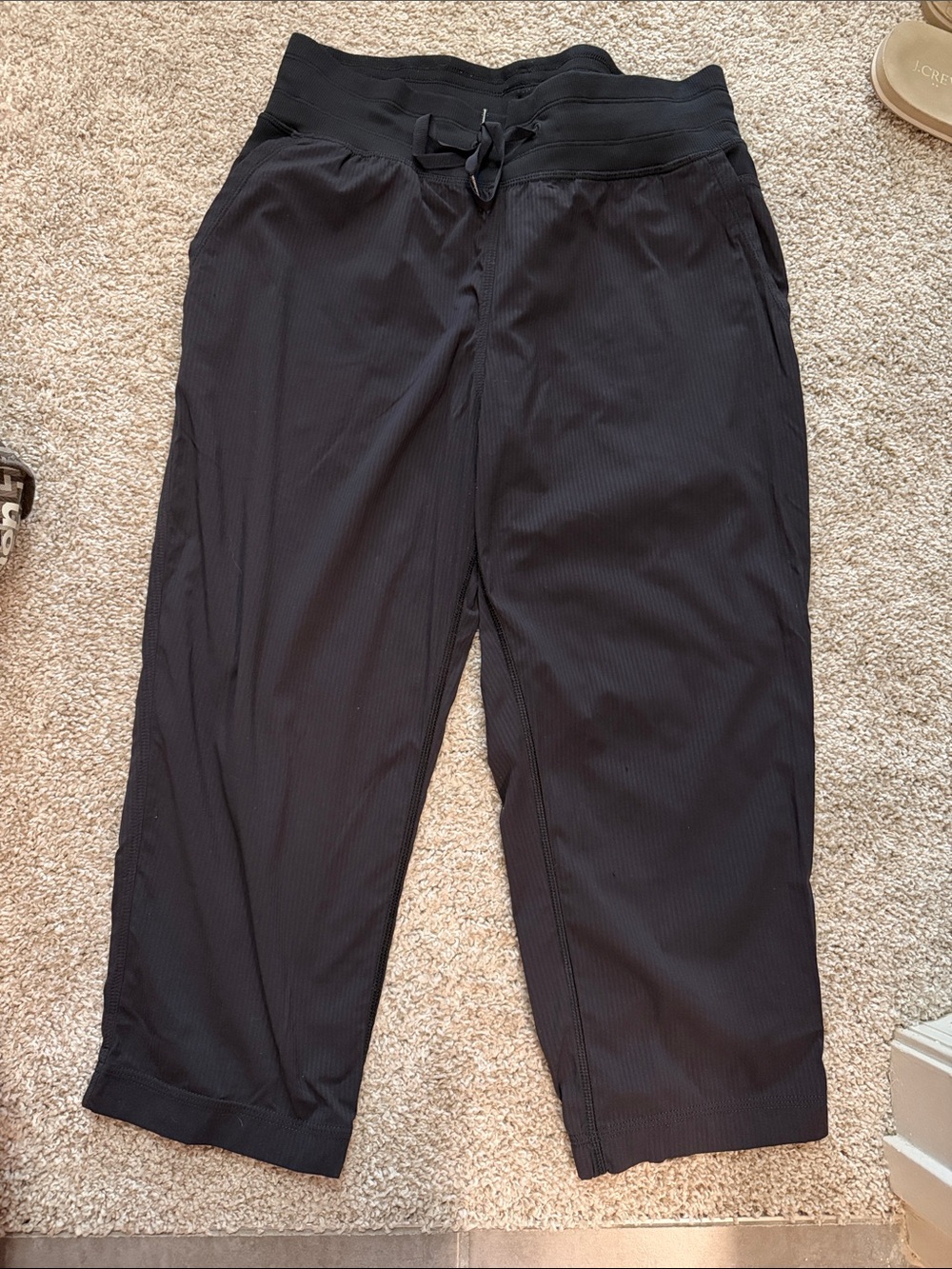 lululemon Drawstring Cropped Pants